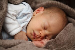 Conseils de sommeil pour les jeunes parents